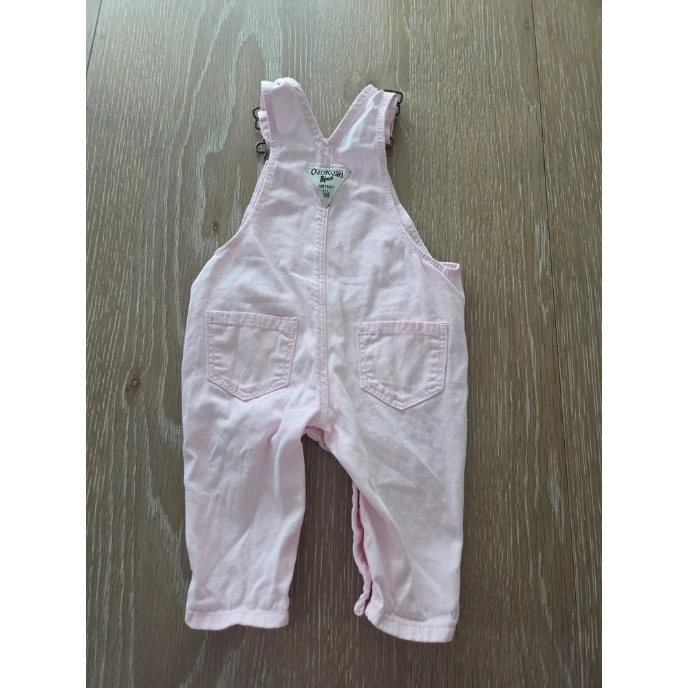 Oshkosh B'gosh‎ baby girl overalls size 3 mos